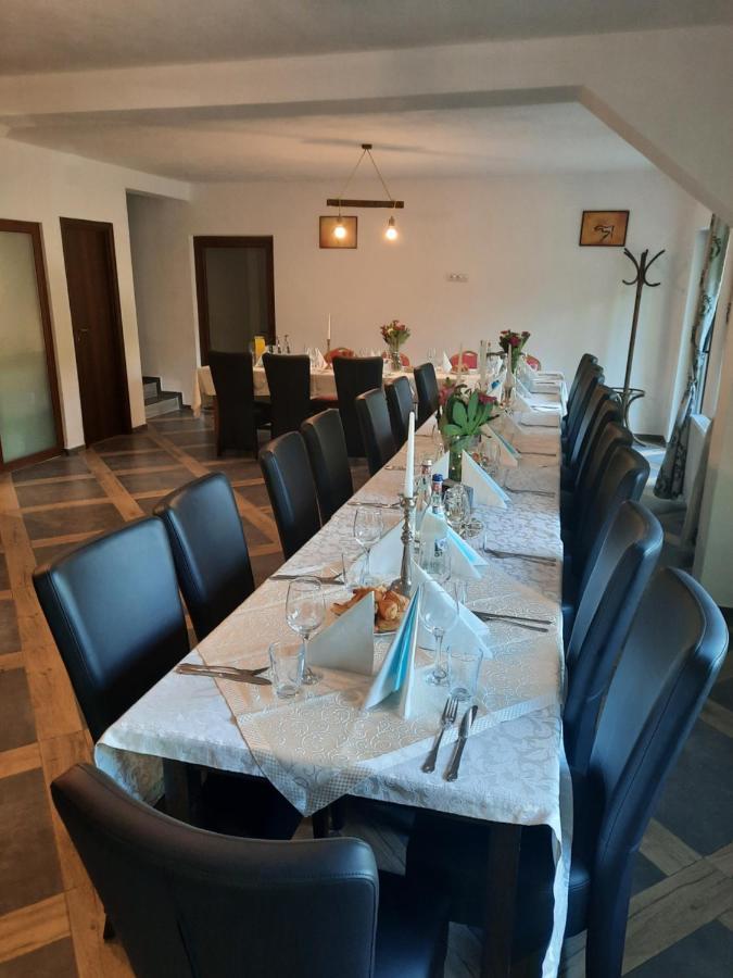 Pensiunea Vinatur Порумбаку-де-Сус Экстерьер фото