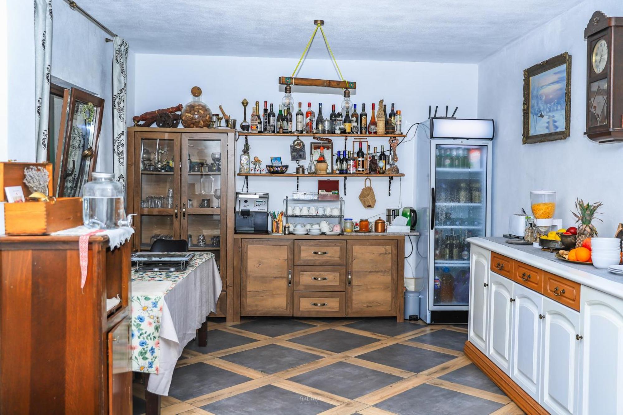 Pensiunea Vinatur Порумбаку-де-Сус Экстерьер фото